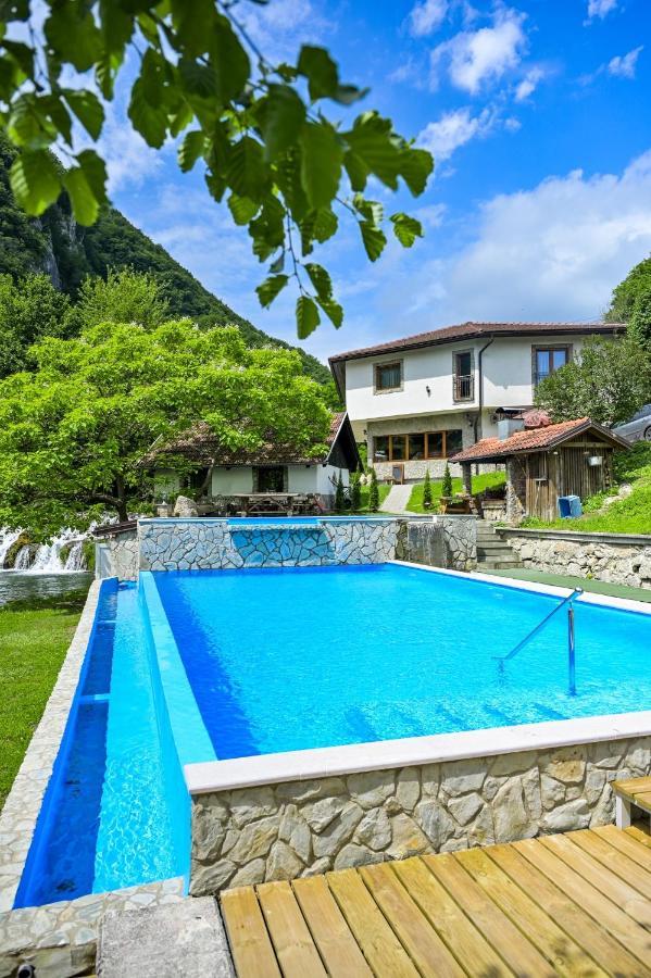 Konoba Slapovi Μοτέλ Jajce Εξωτερικό φωτογραφία